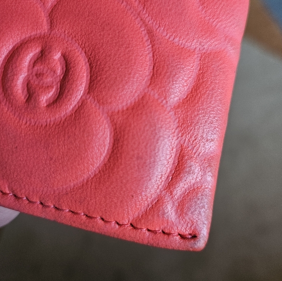 CHANEL Goatskin Camellia Embossed Card Holder Magenta Coral Pink - Picture 10 of 16